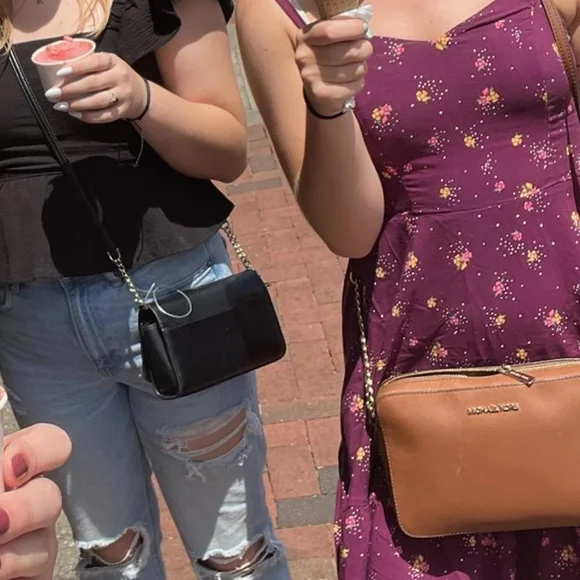 Old Navy Plum Floral Maxi Dress - Picture 6 of 7